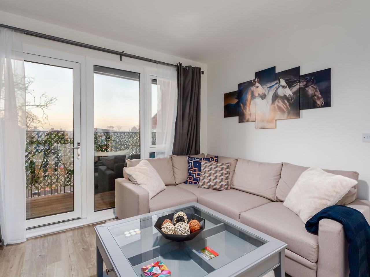 לונדון Classy Cricklewood Home מראה חיצוני תמונה